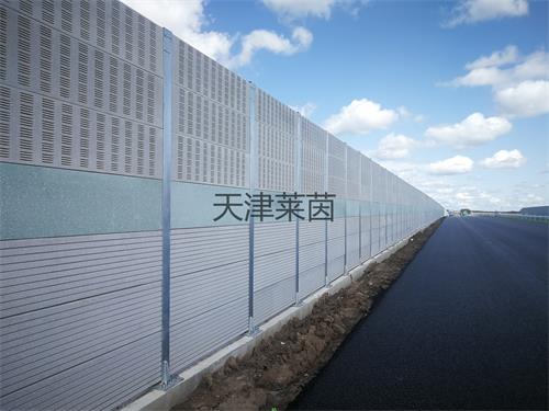 公路聲屏障